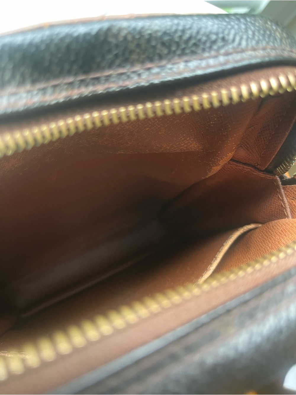 Louis Vuitton Monogram Canvas Messenger Bag in Brown and Tan - Picture 4 of 11